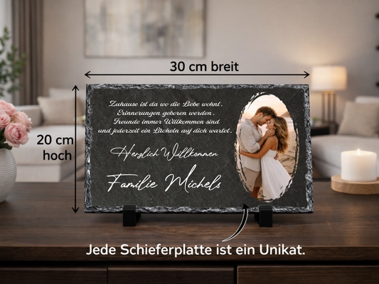 Personalisierte Schiefertafel 20x30cm | Personalisiertes Metallschild 20x25cm – Zuhause ist wo die Liebe wohnt mit Foto, Namen | Willkommensschild Haustür | Deko Wohnzimmer, Flur, Diele